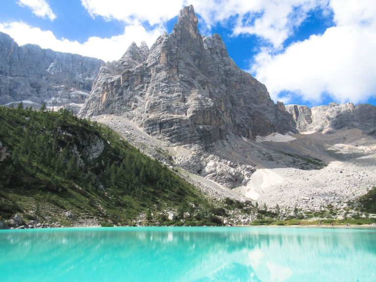 ruta lago di sorapis dolomitas